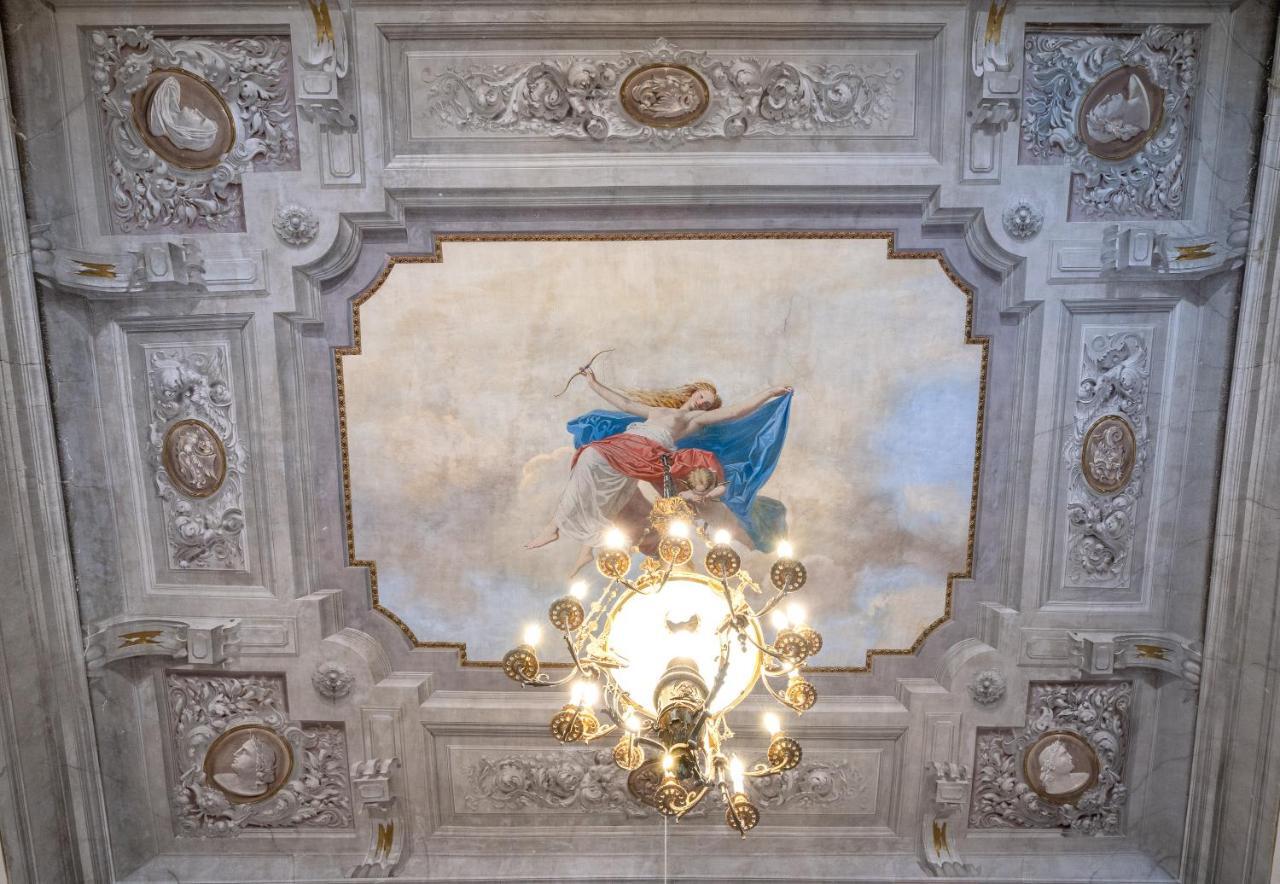 Palazzo D'Oltrarno - Residenza D'Epoca Bed & Breakfast Florence Exterior photo