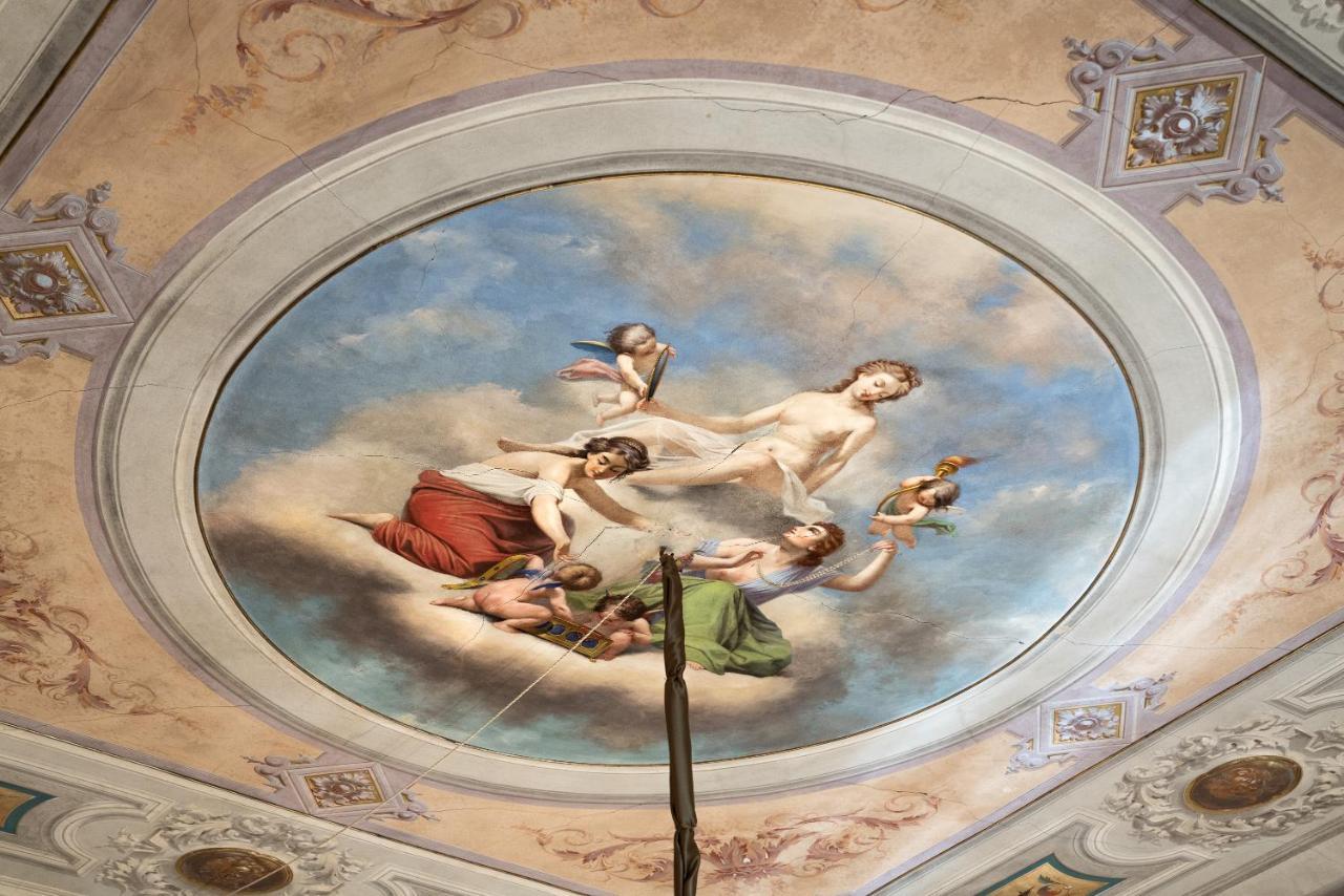 Palazzo D'Oltrarno - Residenza D'Epoca Bed & Breakfast Florence Exterior photo